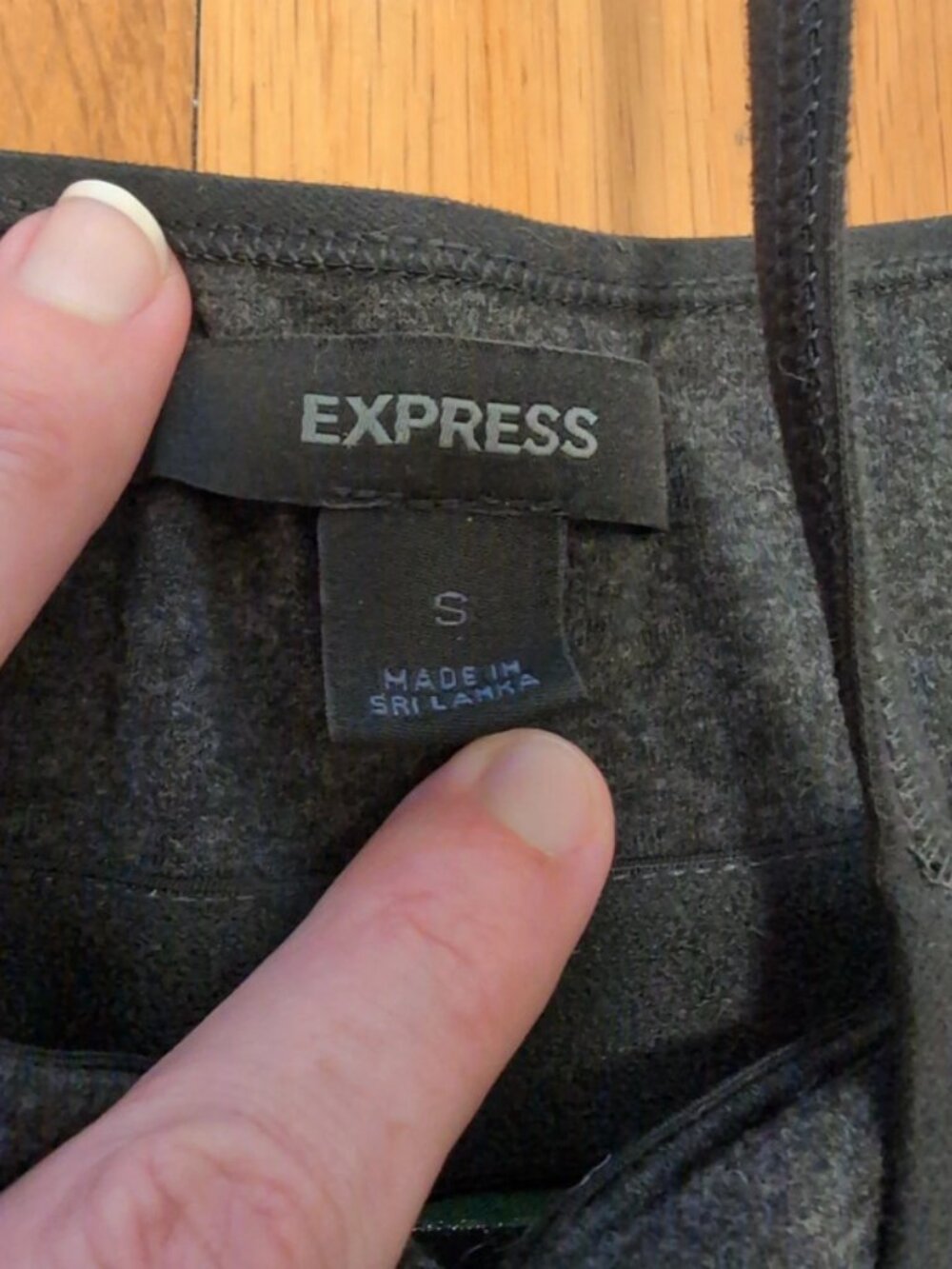 Express adjustable tank with shelf bra - Picture 4 of 7